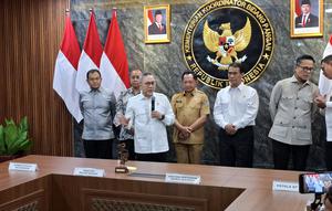 Menteri Koordinator Bidang Pangan, Zulkifli Hasan di Kantor Kemenko Bidang Pangan, Jakarta, Rabu (12/11/2024). (Foto: Liputan6.com/Arief RH)