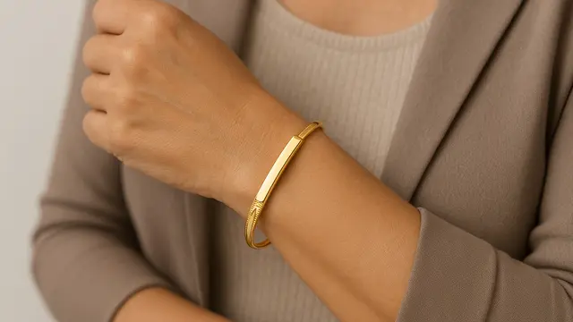 Gelang Emas Model Klasik Palang untuk Ibu-Ibu 40 Tahun ke Atas/Ilustrasi gambar oleh AI