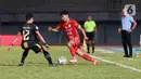 Kemenangan atas Dewa United membuat Persija menggeser Persib Bandung di peringkat kedua klasemen sementara BRI Liga 1 dengan 63 poin dari 33 pertandingan. (Bola.com/M Iqbal Ichsan)