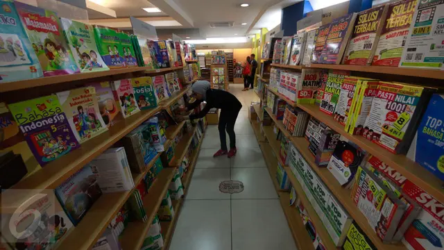 20160712-Jelang Tahun Ajaran Baru, Penjualan Buku Pelajaran Meningkat 50 %