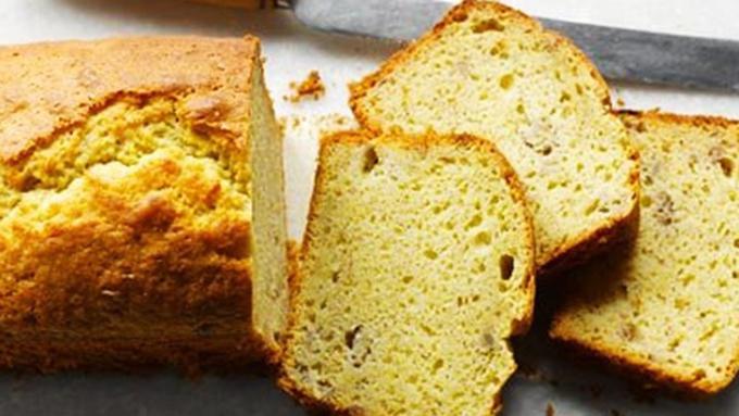 Resep Bolu Pisang Sederhana 5 Bahan Super Mudah dan 