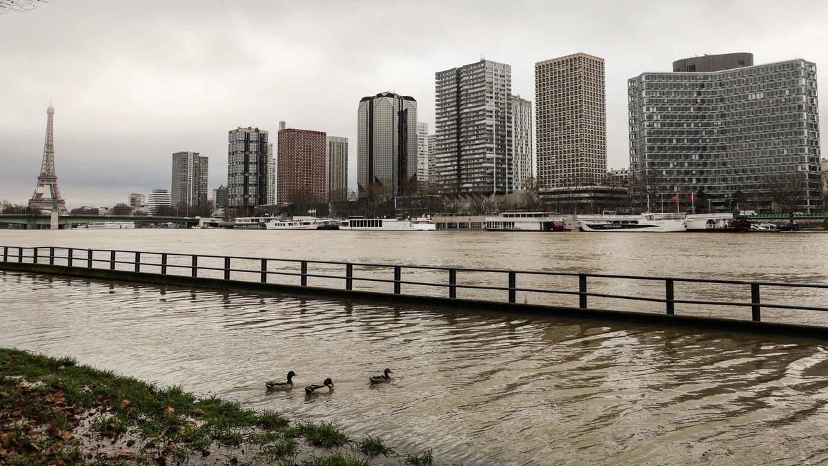 Sungai Seine Meluap, Paris Terancam Banjir - Global Liputan6.com