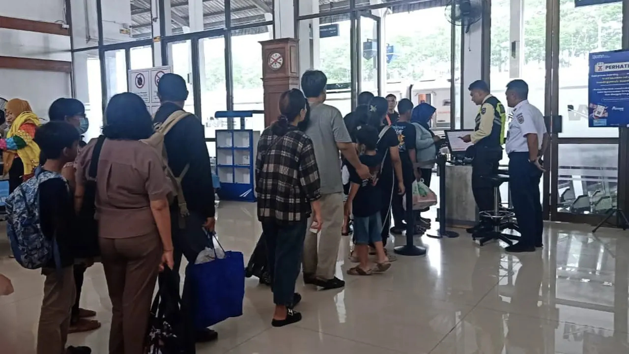 Boording Pass tiket kereta api di Staisun Ketapang Banyuwangi (Istimewa)