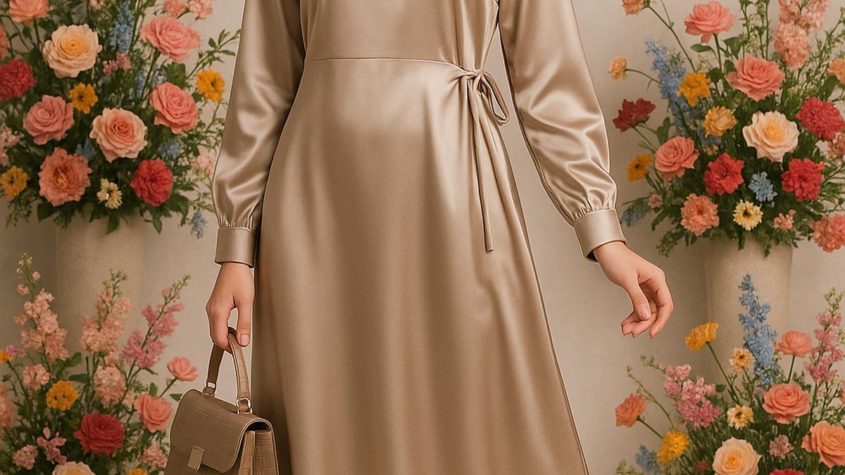 7 Model Gamis Satin yang Enggak Gampang Kusut, Pilihan Tepat untuk Acara Formal