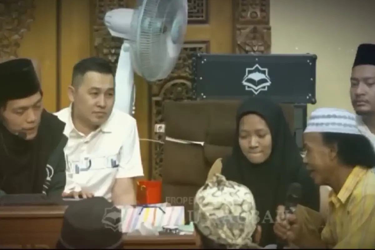 Pria mirip Hercules masuk Islam (SS: YT Sabilu Taubah)