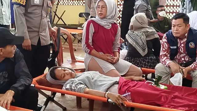 Kondisi para korban di Posko Penanganan Kantor Kecamatan Cipongkor, Kabupaten Bandung Barat