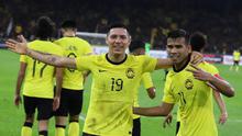 Pemain naturalisasi Timnas Malaysia, Sergio Aguero (19) merayakan gol ke gawang Timnas Laos pada Piala AFF 2022, Sabtu (24/12/2022). (Dok. FA Malaysia)