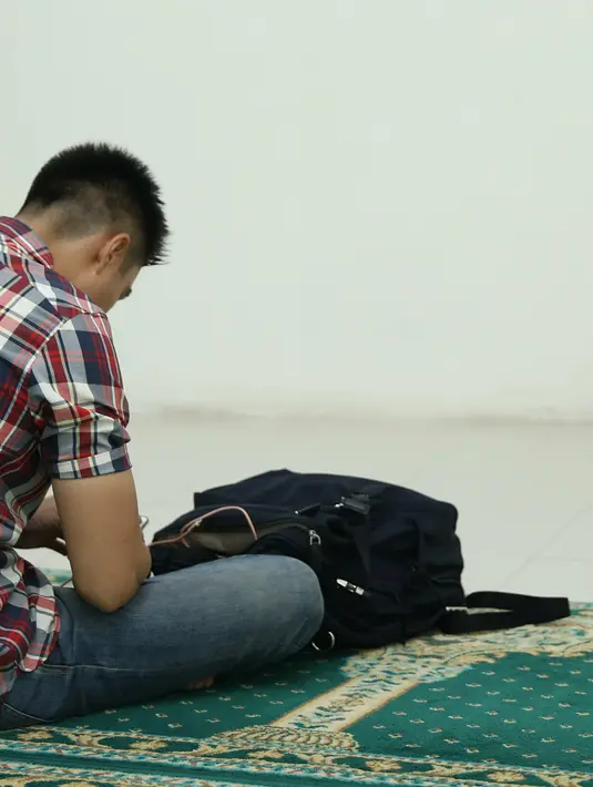 Bermain di negeri tetangga bukan tanpa tantangan. Beberapa kendala juga dirasakan oleh Baim. Terutama kendala bahasa yang berbeda dengan di Indonesia. (Andy Masela/Bintang.com)