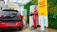 Shell dirikan Stasiun Pengisian Kendaraan Listrik Umum pertama Indonesia. (Shell Indonesia)