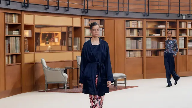 Presentasi Chanel di Paris Couture Show