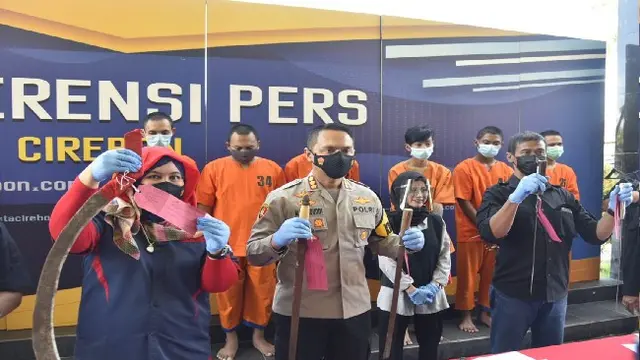 Pemuda Mucikari Online Asal Cirebon Ditangkap Polisi