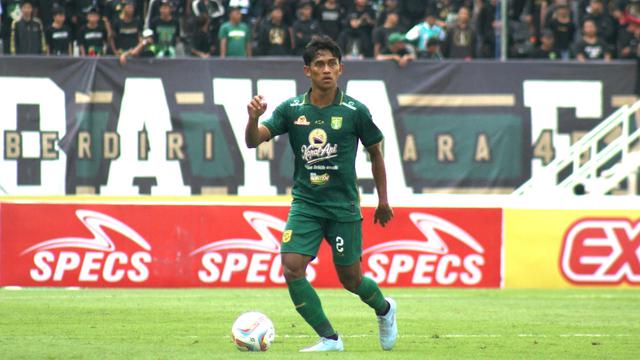 Bek Persebaya Surabaya, Arief Catur Pamungkas.