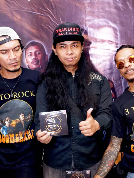 Sebagai generasi baru, ia melihat album 3 To Rock itu menunjukkan bahwa musik rock tidak akan pernah mati. (Nurwahyunan/Bintang.com)