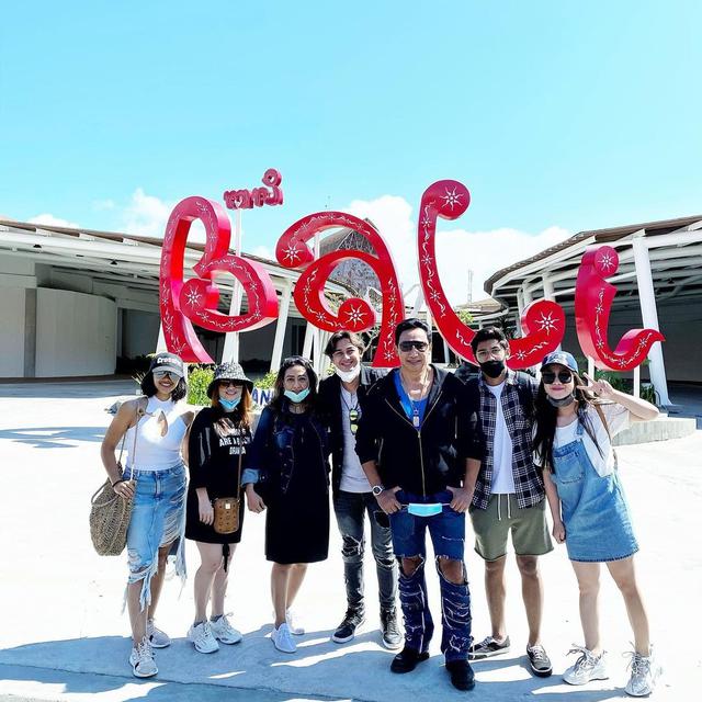 Rayakan Ultah Calon Mertua, Ini 6 Kedekatan Felicya Angelista dan Keluarga Caesar Hito