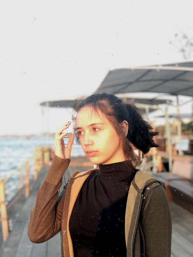 Lama Tak Terekspos, Ini 6 Potret Terbaru Sharon Sahertian Pemain Sinetron 'Hanya Kamu'