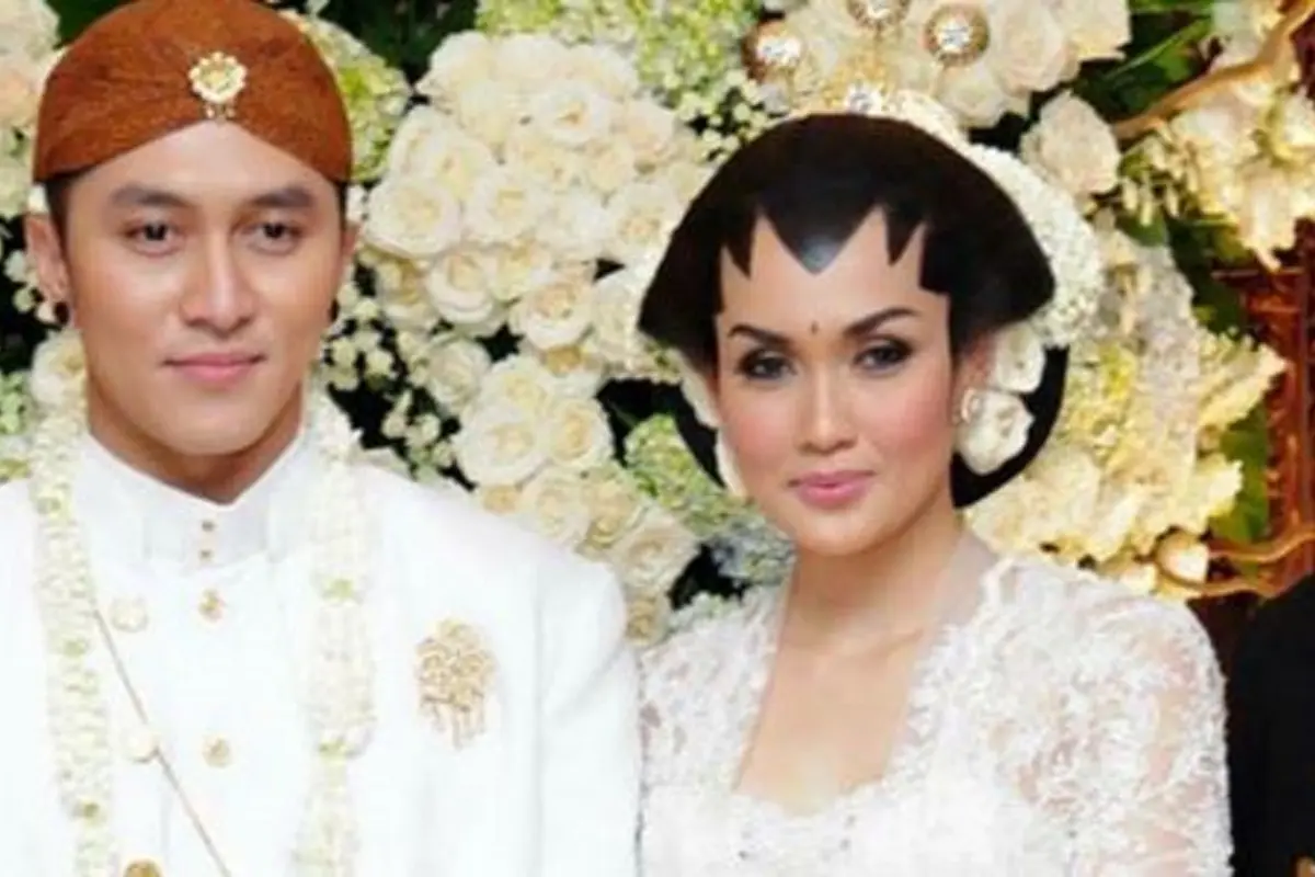[Bintang] Demian Aditya dan Sara Wijayanto