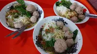 Salah satu hidangan mie bakso Hampor Haji Mamad yang cukup digemari masyarakat Garut (Liputan6.com/Jayadi Supriadin)