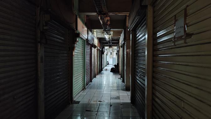 Nestapa Pedagang di Lorong Gelap Pasar Pramuka