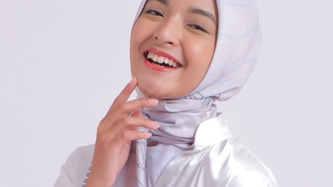 Nabila Ishma, pacar Emmeril Khan Mumtadz, anak Ridwan Kamil (https://www.instagram.com/p/CbcNlfUJxVt/)