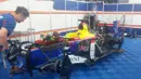Inilah mobil Philo Paz Armand yang digunakan saat balapan GP2 Spanyol di Sirkuit Catalunya, Spanyol, Jumat (13/5/2016). (Bola.com/Reza Khomaini)