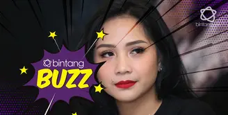 Kebahagiaan tengah dirasakan ibunda Nagita Slavina, Rieta Amilia usai dinikahi oleh seorang pengusaha.