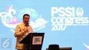 Menpora Imam Nahrawi memberi sambutan jelang membuka Kongres PSSI 2017 di Bandung, Minggu (8/1). Salah satu yang dibahas adalah pencabutan hukuman kepada klub atau individu anggota PSSI. (Liputan6.com/Helmi Fithriansyah)