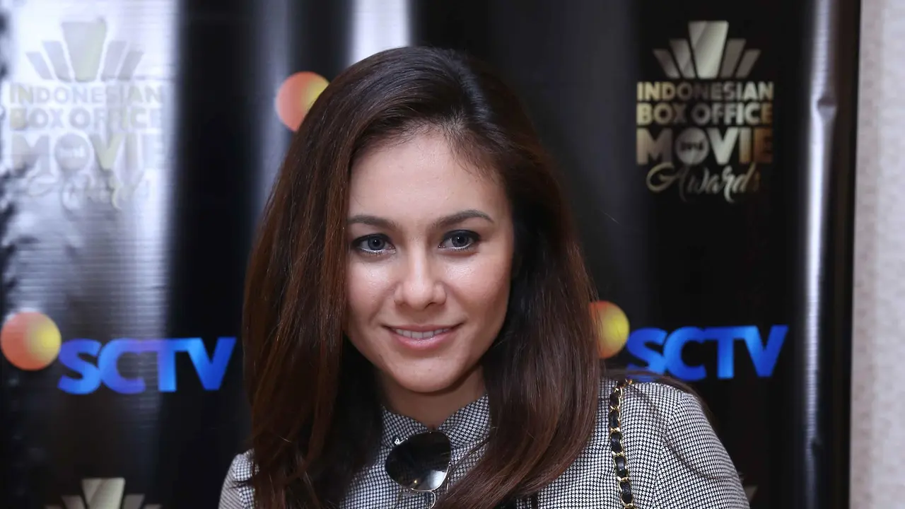 [Bintang] Rahasia Tubuh Sehat nan Indah ala Wulan Guritno