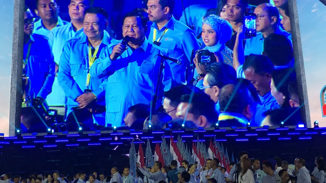 Presiden Prabowo Subianto dalam acara Gerakan Solidaritas Nasional (GSN),  di Indonesia Arena, Senayan, Jakarta Pusat.