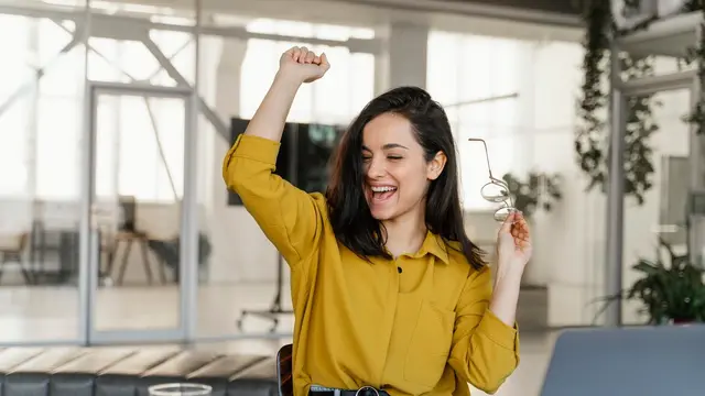 Zodiak yang Paling Gampang Bahagia
