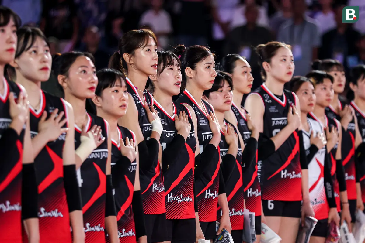 Red Sparks vs Tim Putri Indonesia All Star: Ekshibisi Fun Volleyball