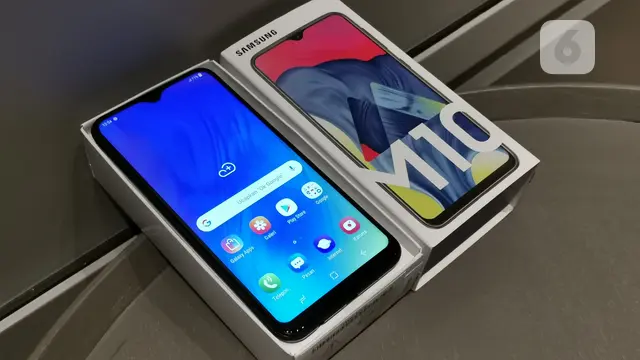 Galaxy M10