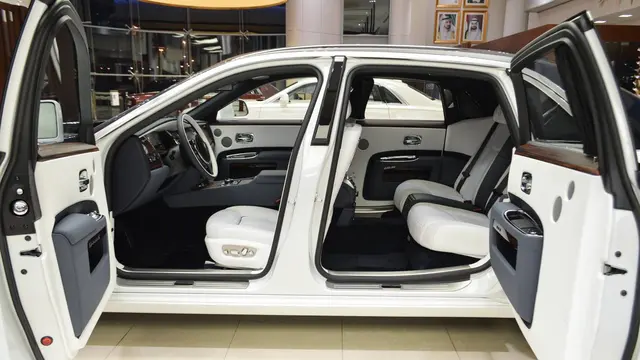 Rolls-Royce Ghost EWB