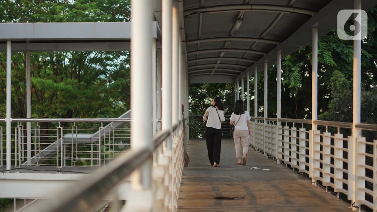 Tanpa Lift dan Eskalator, JPO Transjakarta CSW Terbengkalai
