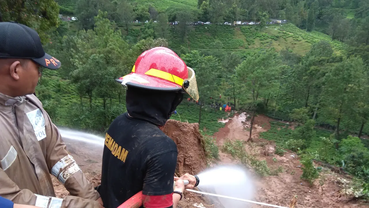Longsor Cijeruk. (Liputan6.com/Achamd Sudarno)