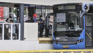 Ilustrasi Bus Transjakarta (Liputan6.com)