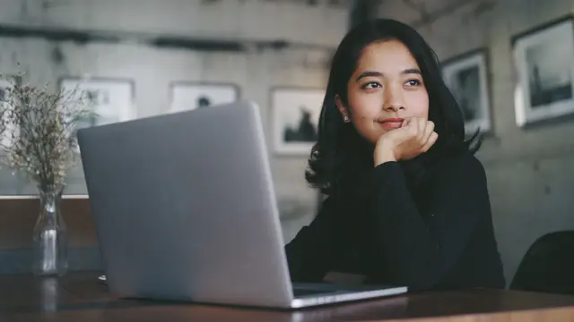 bekerja untuk pengalaman