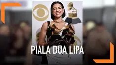 Dua Lipa berhasil membawa pulang 2 piala Grammy Awards 2019. Kategori Best Dance Recording dan Best New Artist.