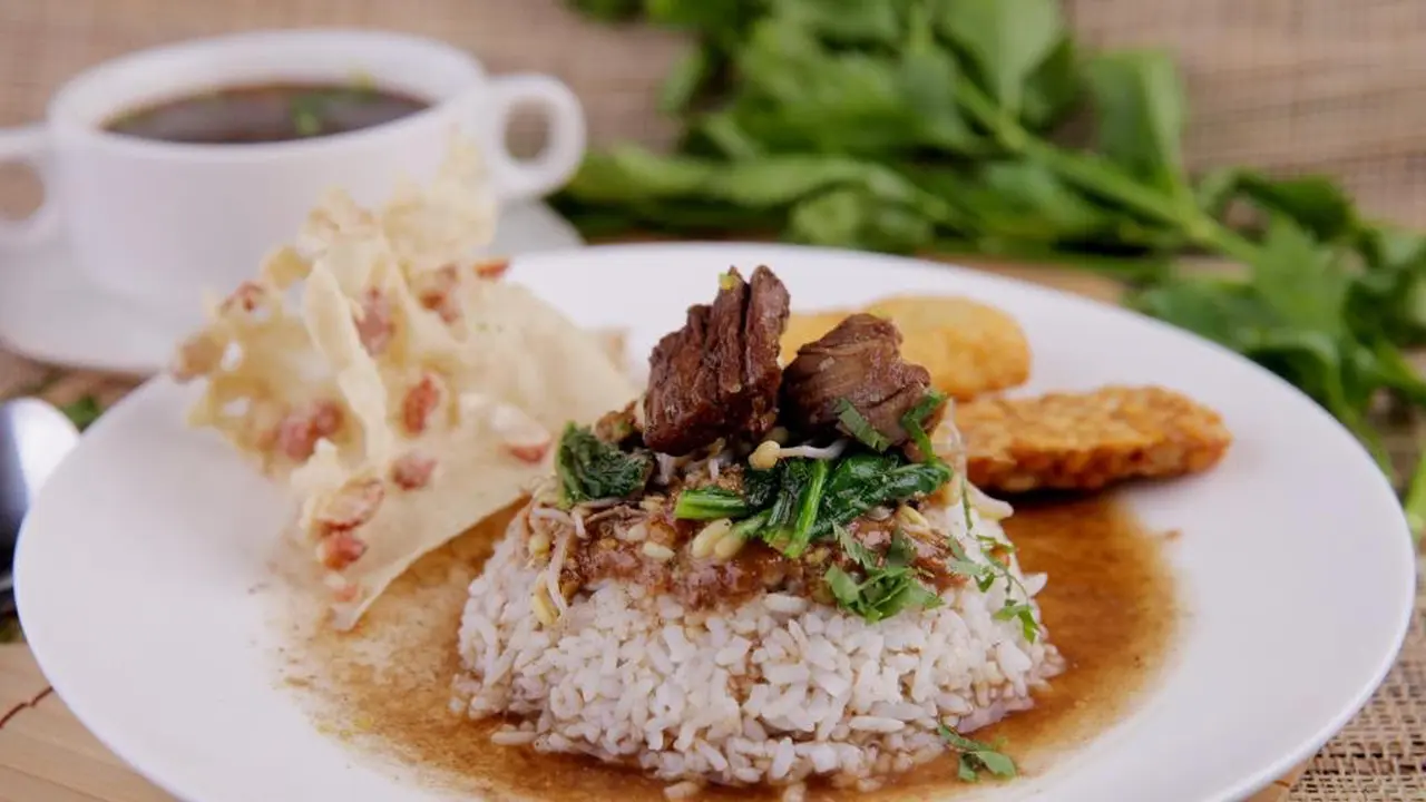 Pecel Rawon Jadi Kekayaan Pengetahuan Tradisional Asli Banyuwangi