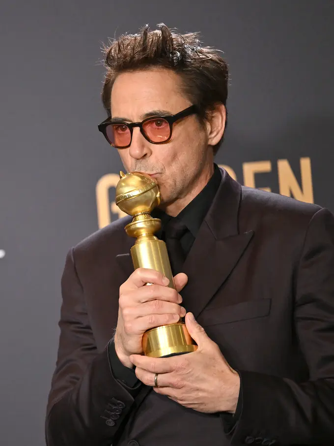 Robert Downey Jr raih Oscar setelah 31 tahun berkarier. [Foto: TPG Images]