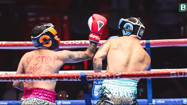 Potret Onadio Leonardo tanding tinju lawan Bobby Saputra