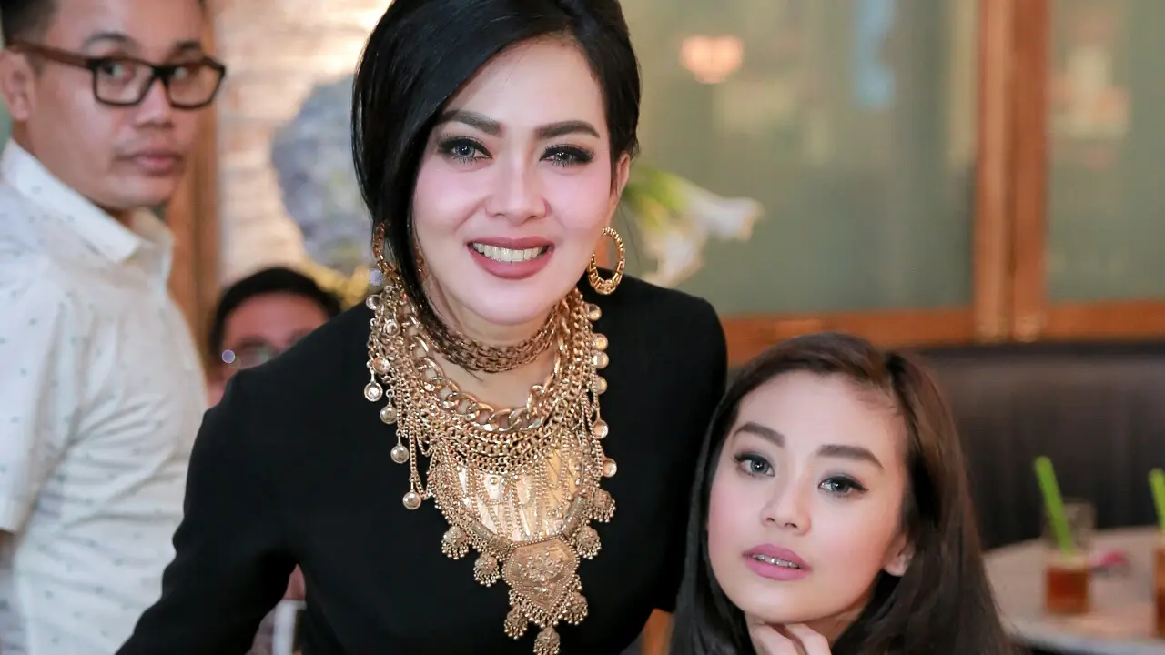 [Bintang] Syahrini