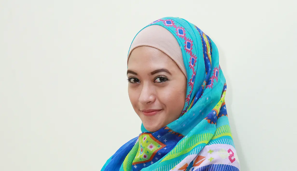 Pemeran ‘Dealova’ ini mengaku keterlibatannya dalam film ‘Air Mata Surga’ memberikannya banyak pelajaran dari kisah persahabatan yang diceritakan. (Deki Prayoga/Bintang.com)