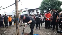 Pentingnya Jaga Kebersihan dengan Keselamatan, Polda Metro Jaya Giatkan Aksi Kerja Bakti