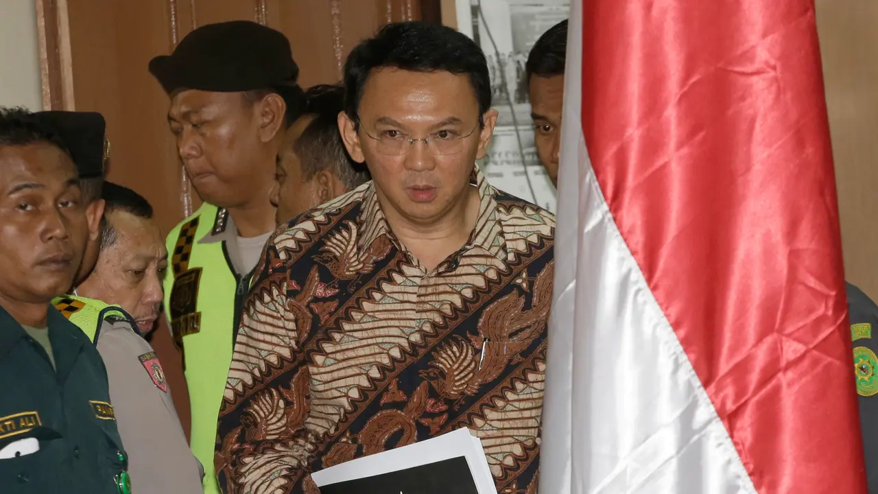 20161213-Ahok Jalani Sidang Perdana-Jakarta