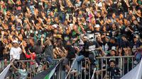 Kelompok suporter PSS, Brigata Curva Sud (BCS). (Bola.com/Ronald Seger Prabowo)