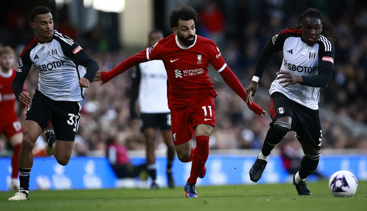 Sementara itu Fulham ada di peringkat 12 dengan koleksi 42 angka. (BENJAMIN CREMEL / AFP)