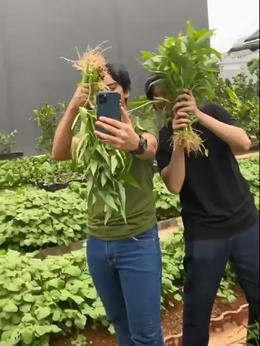 Prilly Latuconsina (Instagram/prillylatuconsina96)