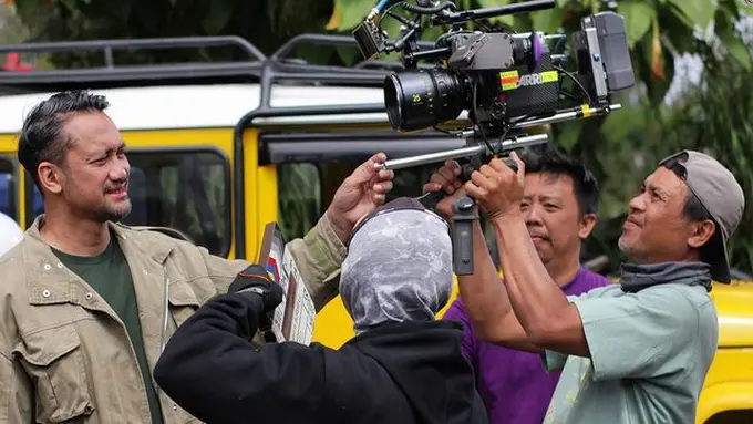 Tora Sudiro tingginya menjulang (Instagram/t_orasudi_ro)