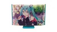 Tampilan monitor ViewSonic hasil kolaborasi dengan Hatsune Miku. (Foto: ViewSonic Indonesia)