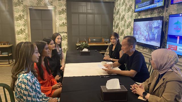 Mantan Finalis Miss Universe Indonesia 2023 Dukung Prabowo-Gibran